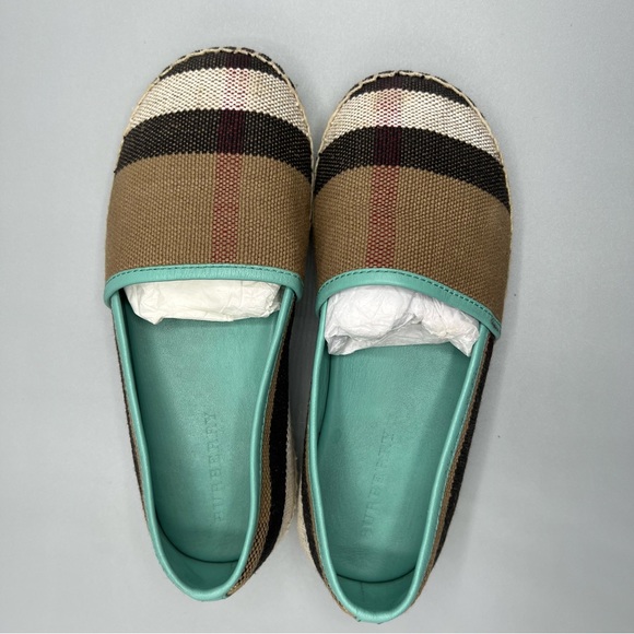 Burberry Kids Espadrilles Girls comfortable Shoes Beige and blue size 30 - Picture 8 of 14